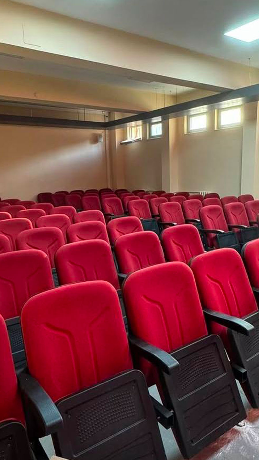 Şanlıurfa Haliliye Borsa Istanbul Multi-Program Anatolian High School Conference Hall